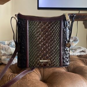 Like new Brahmin Crossbody